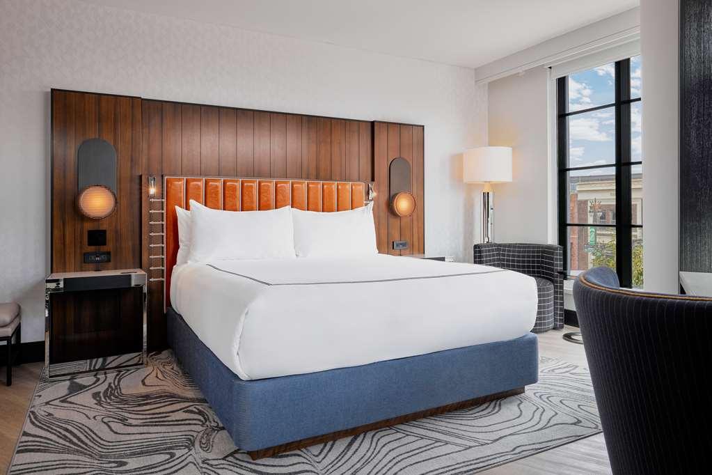 The Godfrey Detroit Curio Collection By Hilton Ξενοδοχείο Δωμάτιο φωτογραφία