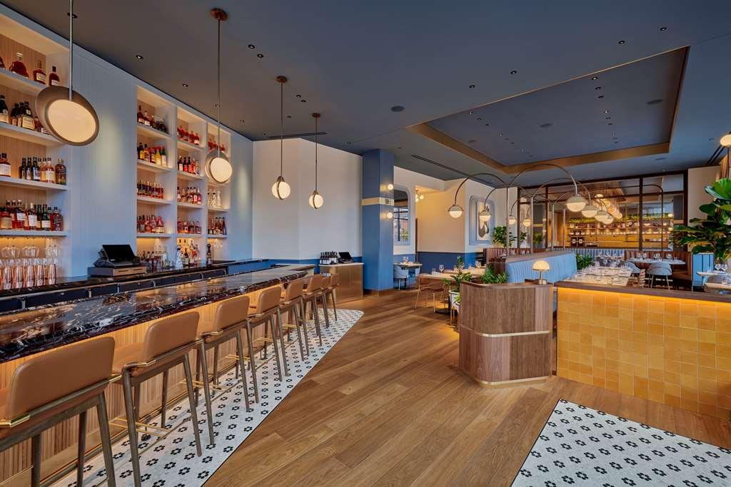 The Godfrey Detroit Curio Collection By Hilton Ξενοδοχείο Εστιατόριο φωτογραφία